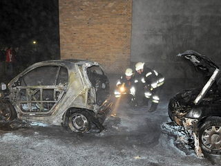 Illustration for article titled Dozens Of Luxury Cars Torched In German Arson Spree